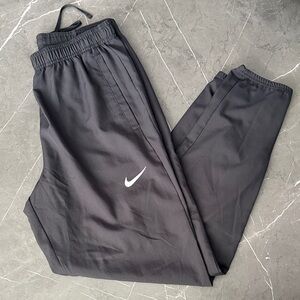 Nike Men’s Black Joggers